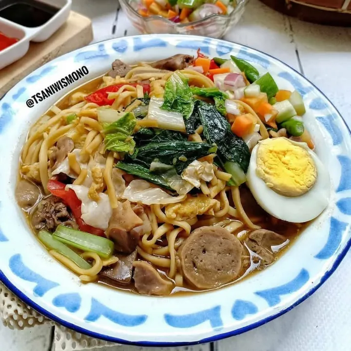 Mengungkap Kelezatan Tradisional Rekomendasi Tempat Makan Bakmi Jawa Masak Arang Terbaik