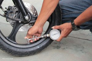 Panduan Lengkap Cara Mengatur Tekanan Angin Ban Motor Matic Untuk Keamanan Dan Performa Optimal