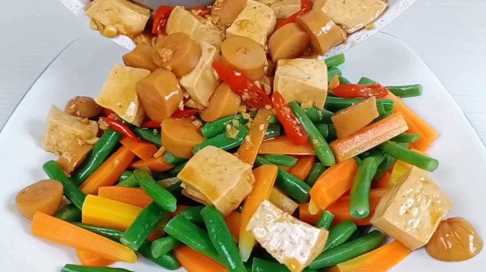Bagaimana Cara Memasak Makanan Sehat Tanpa Banyak Minyak
